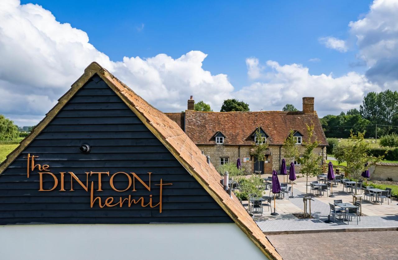 The Dinton Hermit المظهر الخارجي الصورة